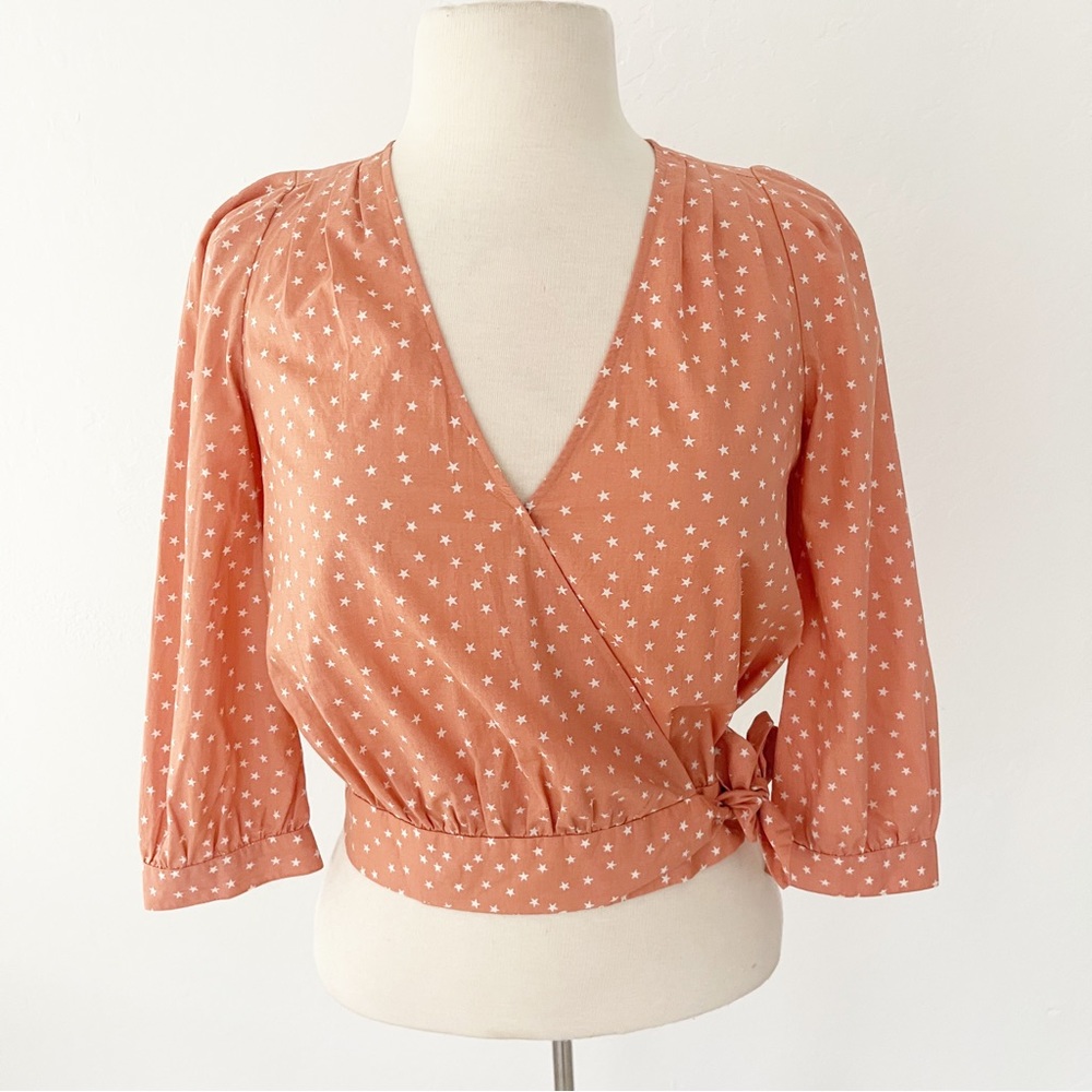 Madewell Wrap Top in Star Scatter Print Coral Cropped Top | XXS - Picture 3 of 12